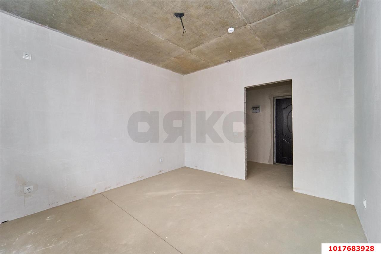 Фото №3: 2-комнатная квартира <span class="whitespace-nowrap">63 м²</span>, <span class="whitespace-nowrap">9/12 эт.</span> - Краснодар, Прикубанский внутригородской округ, Славянский, мкр. Светлоград, ул. Красных Партизан, 1/4к7