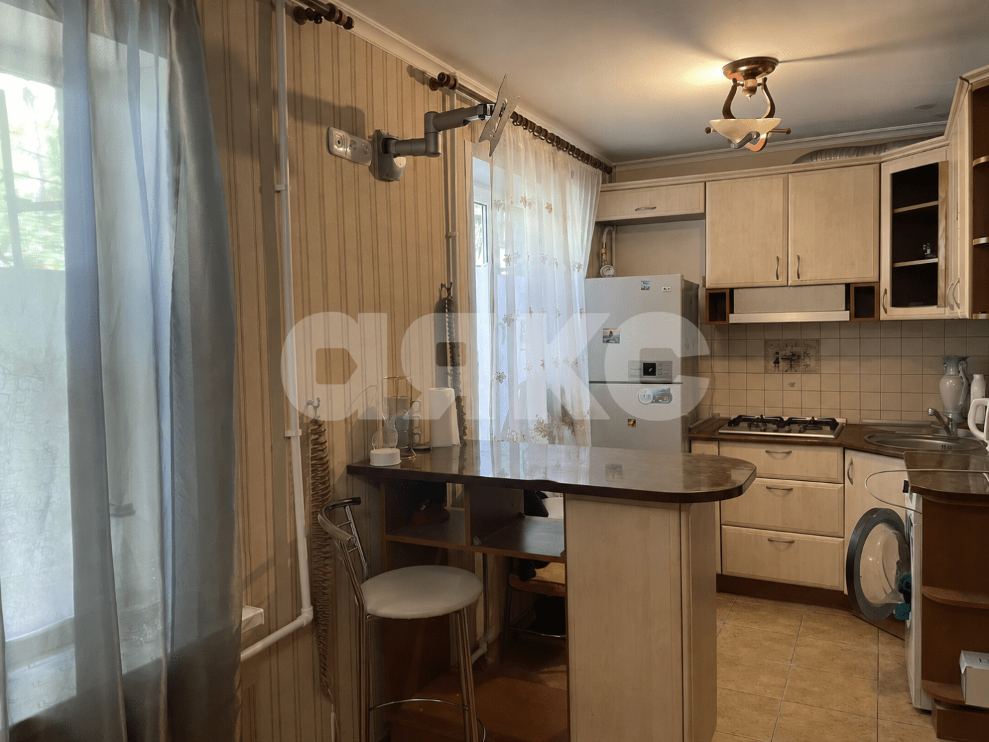 Фото №4: 2-комнатная квартира <span class="whitespace-nowrap">40 м²</span>, <span class="whitespace-nowrap">1/5 эт.</span> - Мариуполь, р. Приморский, пр-кт Строителей, 27А