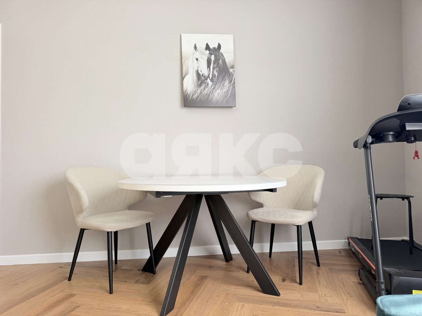 Фото №2: 2-комнатная квартира <span class="whitespace-nowrap">74 м²</span>, <span class="whitespace-nowrap">1/8 эт.</span> - Анапа, Парковый, мкр. ЖК Времена Года, ул. Мирная, 29к5