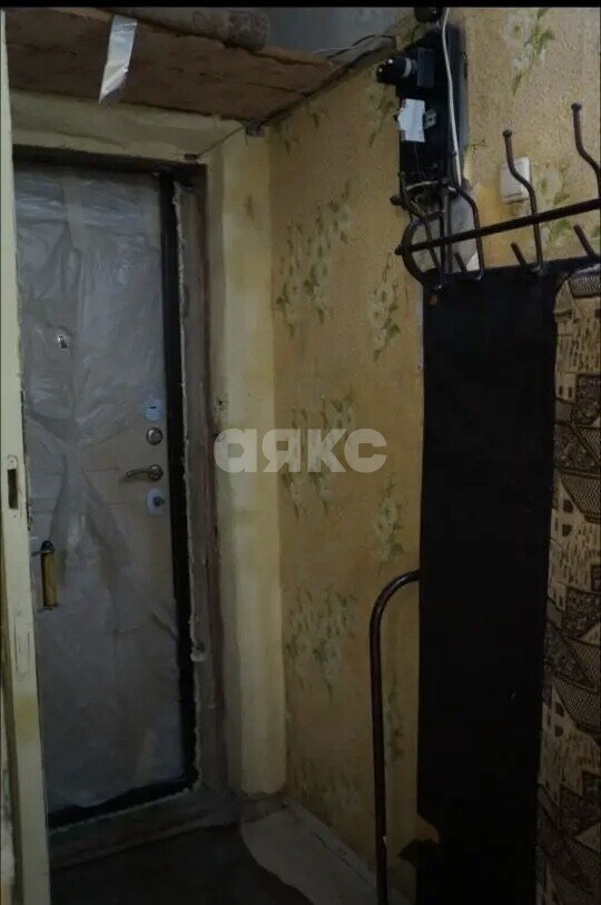 Фото №5: 3-комнатная квартира <span class="whitespace-nowrap">56 м²</span>, <span class="whitespace-nowrap">4/5 эт.</span> - Мариуполь, р. Ильичёвский, пр-кт Металлургов, 208