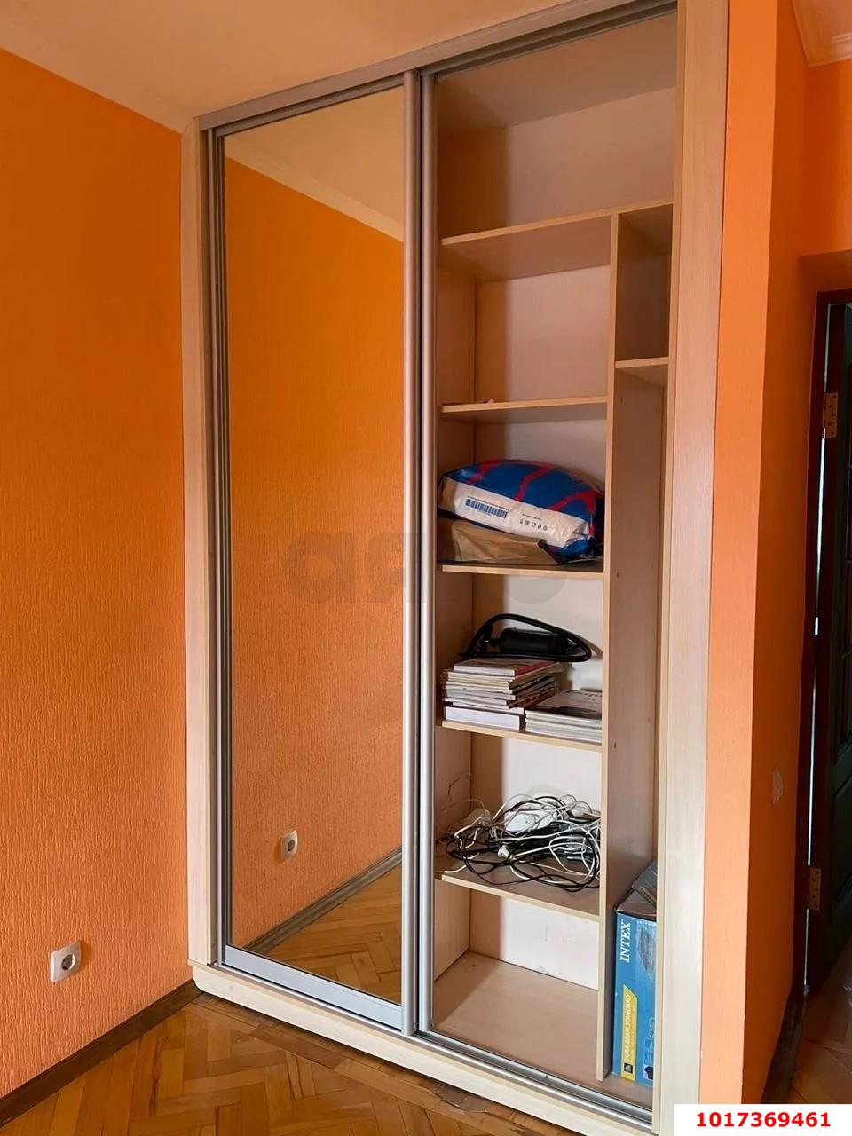 Фото №7: 3-комнатная квартира <span class="whitespace-nowrap">60 м²</span>, <span class="whitespace-nowrap">4/5 эт.</span> - Краснодар, Центральный внутригородской округ, мкр. 40 лет Победы, ул. Юннатов, 14