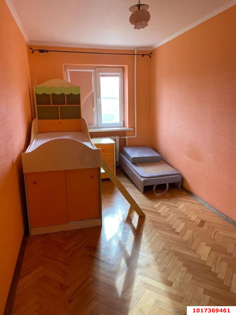 Фото №3: 3-комнатная квартира <span class="whitespace-nowrap">60 м²</span>, <span class="whitespace-nowrap">4/5 эт.</span> - Краснодар, Центральный внутригородской округ, мкр. 40 лет Победы, ул. Юннатов, 14