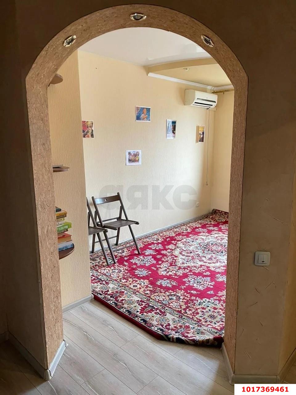 Фото №5: 3-комнатная квартира <span class="whitespace-nowrap">60 м²</span>, <span class="whitespace-nowrap">4/5 эт.</span> - Краснодар, Центральный внутригородской округ, мкр. 40 лет Победы, ул. Юннатов, 14