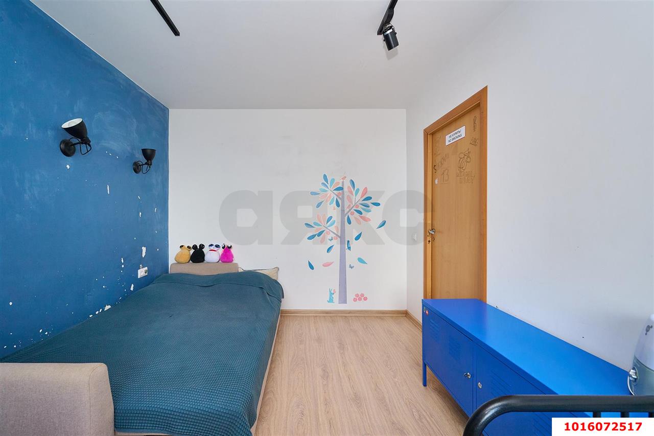 Фото №9: 3-комнатная квартира <span class="whitespace-nowrap">83 м²</span>, <span class="whitespace-nowrap">6/16 эт.</span> - Краснодар, Западный внутригородской округ, Кожзавод, мкр. Военный городок № 1, ул. имени Калинина, 350/9