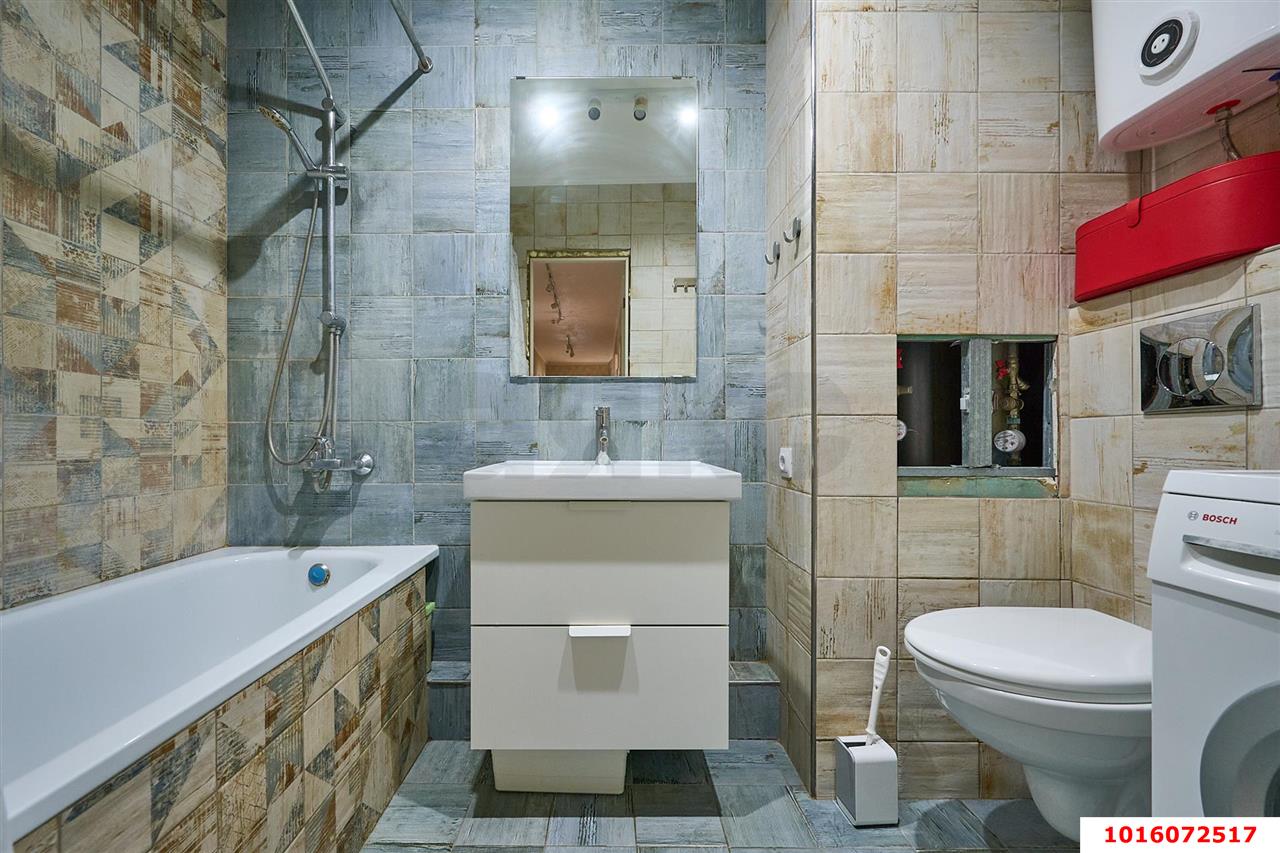 Фото №10: 3-комнатная квартира <span class="whitespace-nowrap">83 м²</span>, <span class="whitespace-nowrap">6/16 эт.</span> - Краснодар, Западный внутригородской округ, Кожзавод, мкр. Военный городок № 1, ул. имени Калинина, 350/9