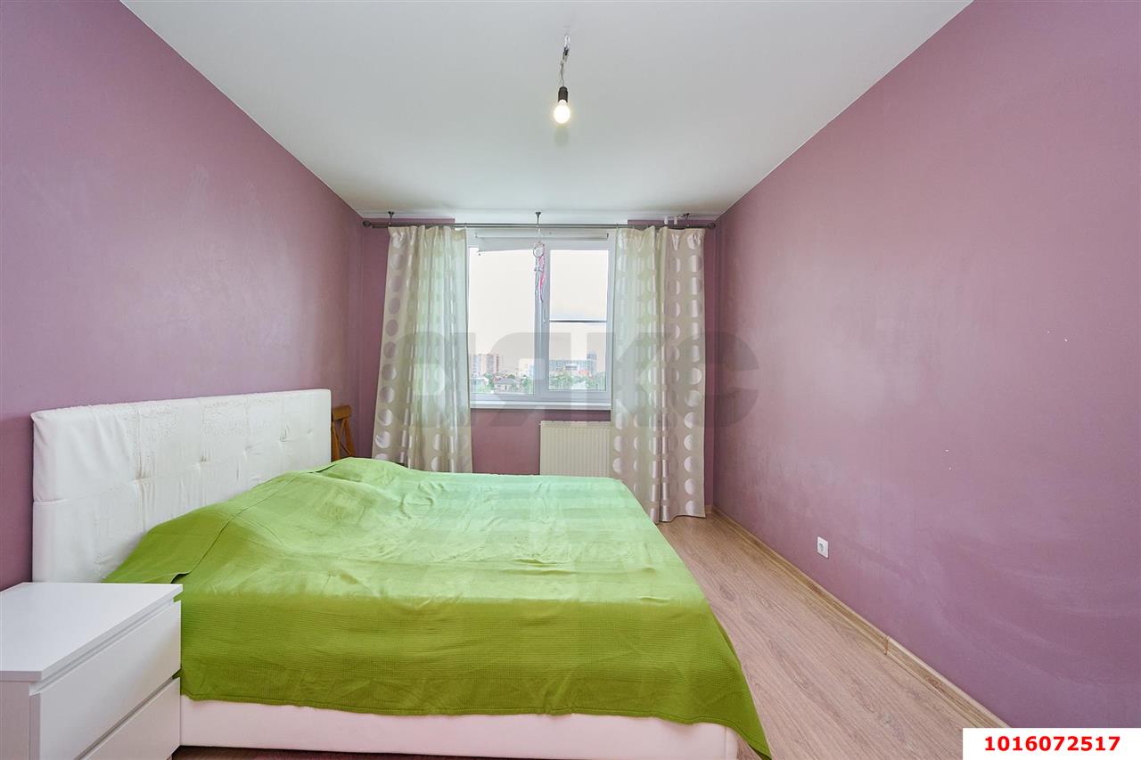 Фото №6: 3-комнатная квартира <span class="whitespace-nowrap">83 м²</span>, <span class="whitespace-nowrap">6/16 эт.</span> - Краснодар, Западный внутригородской округ, Кожзавод, мкр. Военный городок № 1, ул. имени Калинина, 350/9