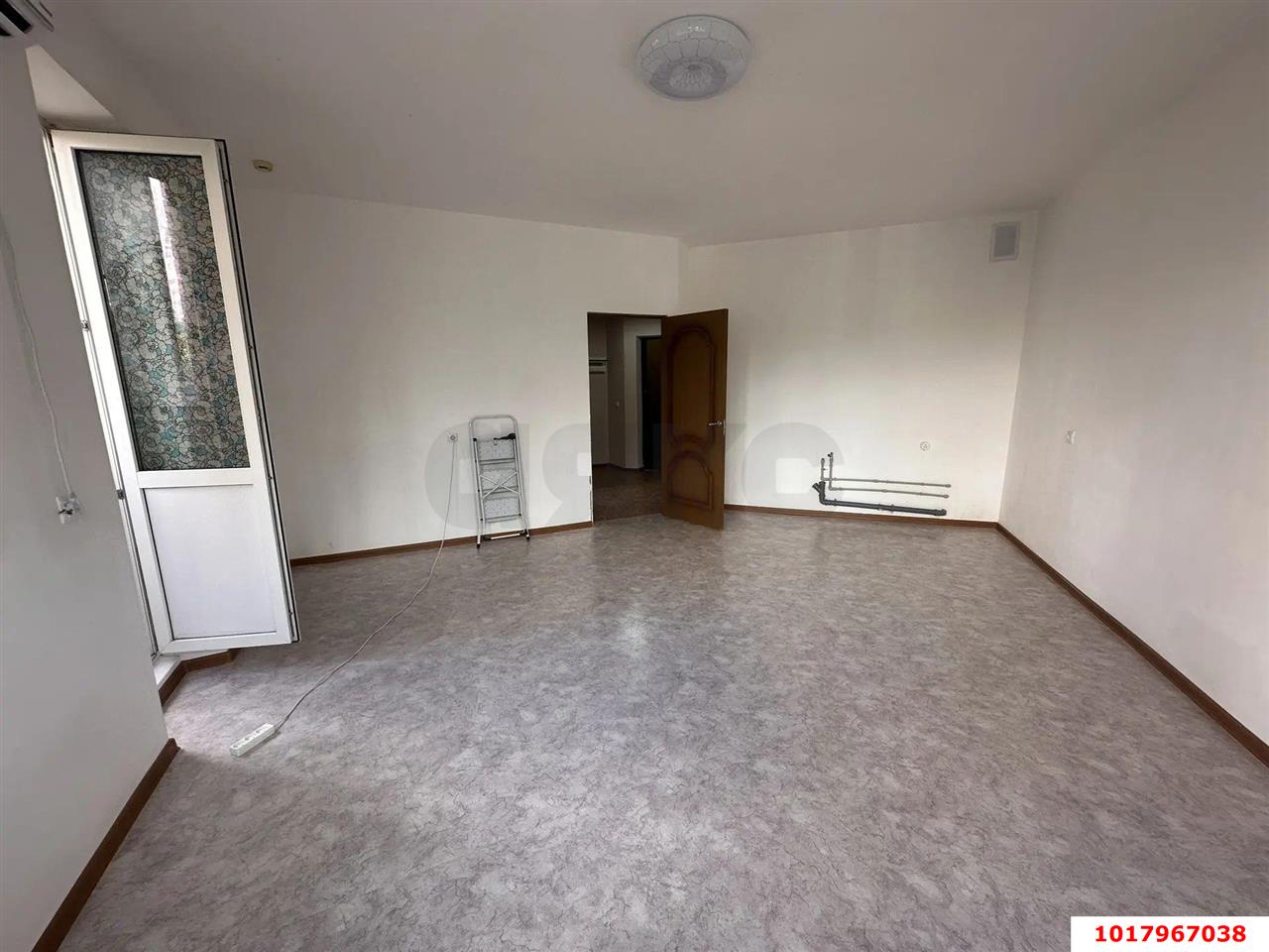 Фото №2: 1-комнатная квартира <span class="whitespace-nowrap">45 м²</span>, <span class="whitespace-nowrap">2/21 эт.</span> - Краснодар, Карасунский внутригородской округ, мкр. Почтовый, ул. Артезианская, 8