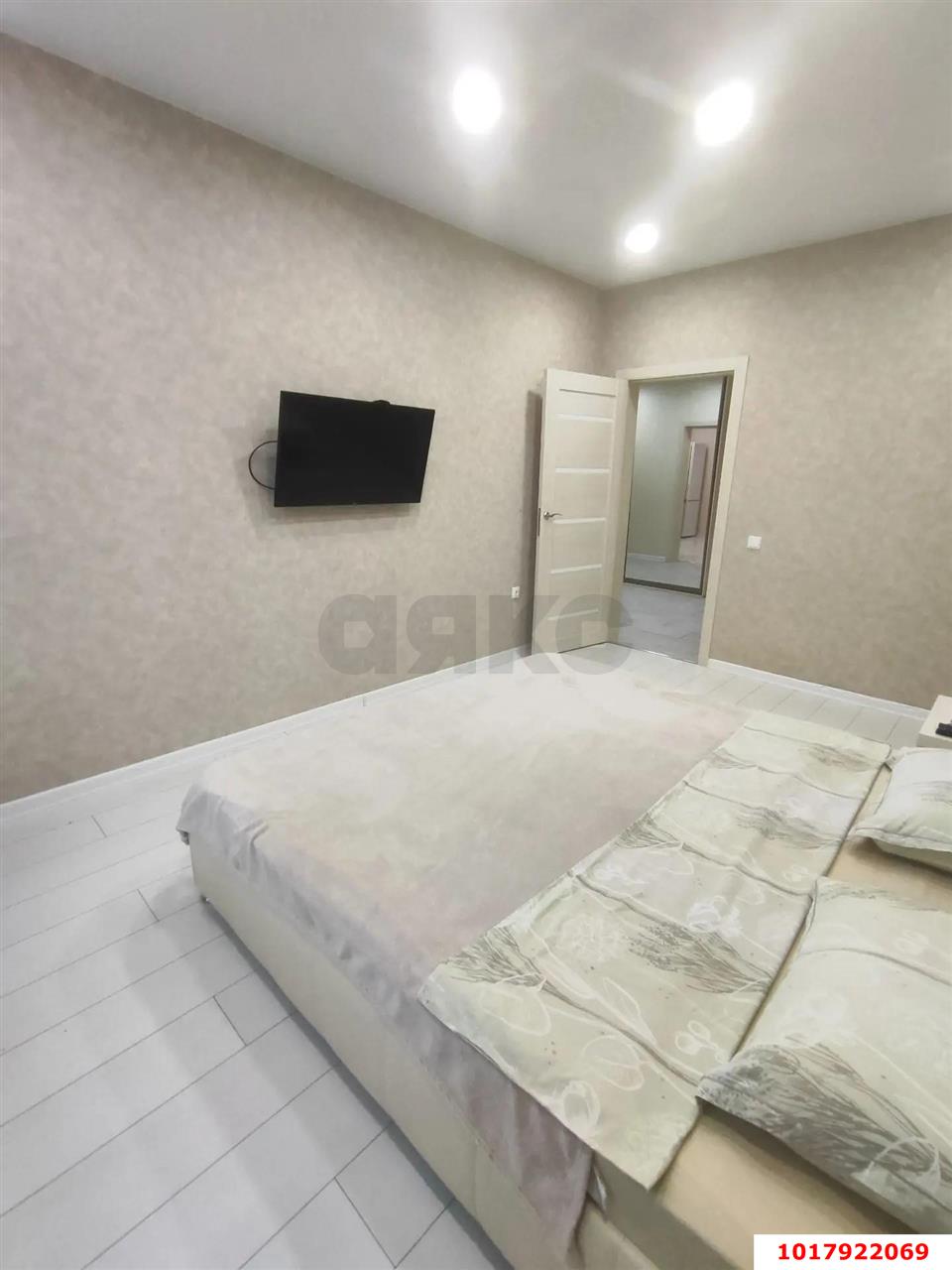 Фото №6: 2-комнатная квартира <span class="whitespace-nowrap">55 м²</span>, <span class="whitespace-nowrap">3/18 эт.</span> - Краснодар, Прикубанский внутригородской округ, Панорама, мкр. ЖК Керченский, ул. им. Героя Сарабеева В.И., 5