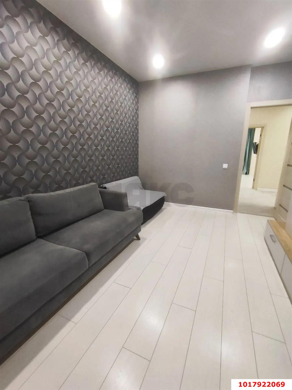 Фото №10: 2-комнатная квартира <span class="whitespace-nowrap">55 м²</span>, <span class="whitespace-nowrap">3/18 эт.</span> - Краснодар, Прикубанский внутригородской округ, Панорама, мкр. ЖК Керченский, ул. им. Героя Сарабеева В.И., 5
