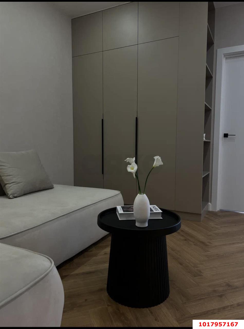 Фото №9: 1-комнатная квартира <span class="whitespace-nowrap">42 м²</span>, <span class="whitespace-nowrap">6/9 эт.</span> - Краснодар, Центральный внутригородской округ, мкр. Центральный, ул. Ленина, 90/1