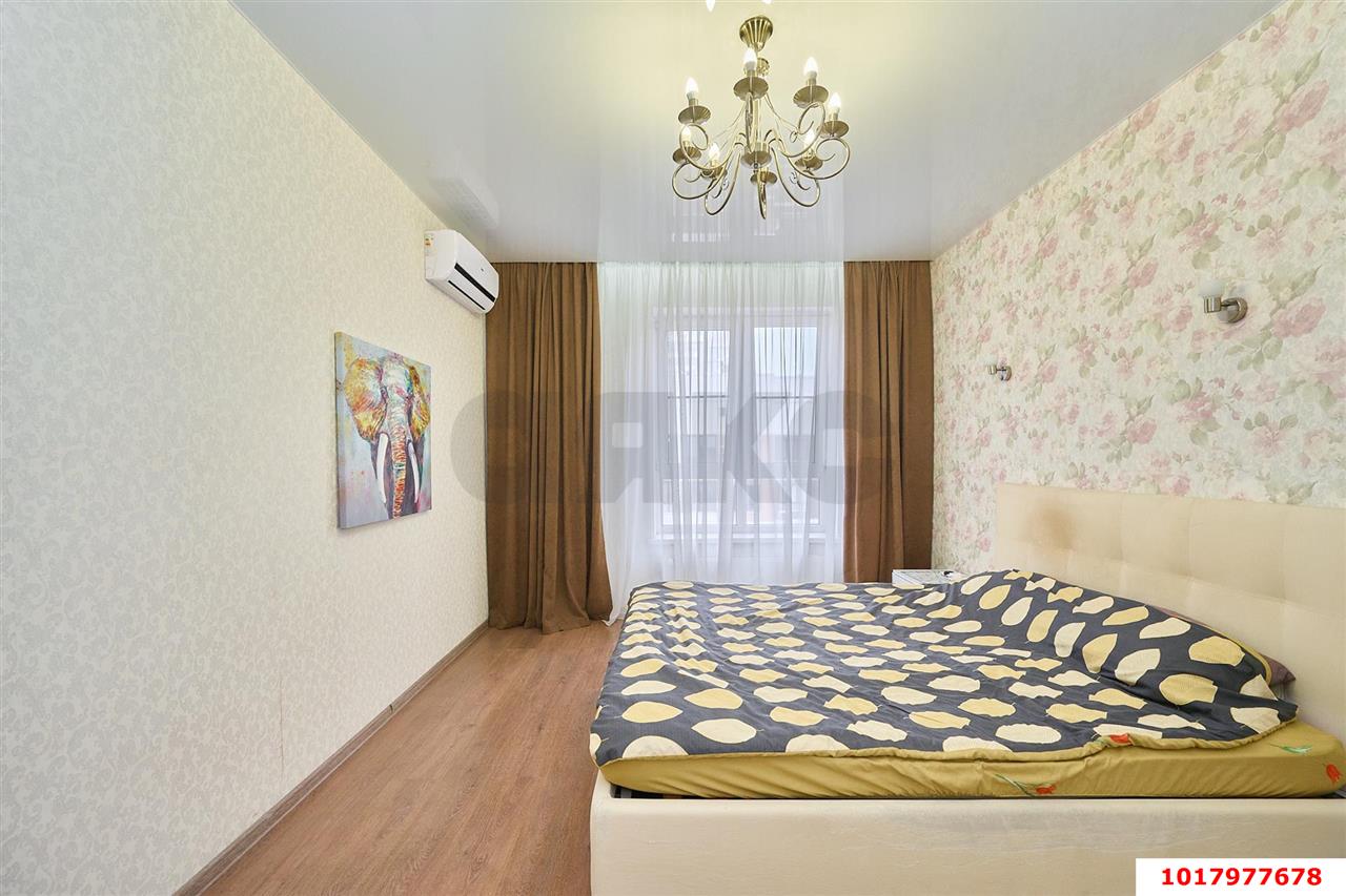 Фото №1: 1-комнатная квартира <span class="whitespace-nowrap">54 м²</span>, <span class="whitespace-nowrap">15/16 эт.</span> - Краснодар, Карасунский внутригородской округ, жилой комплекс Империал, ж/м Пашковский, ул. Леонида Лаврова, 8к1ск1