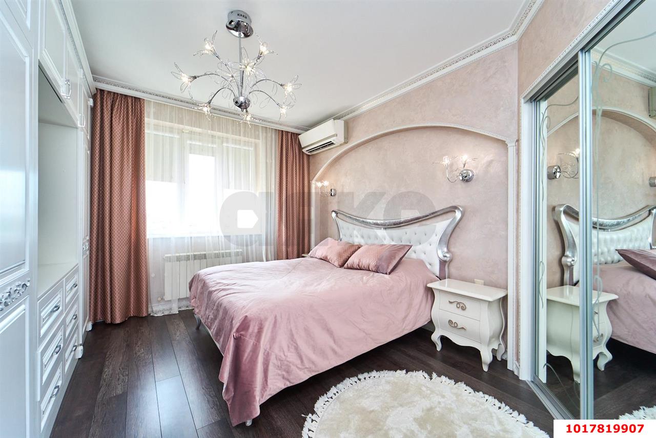 Фото №9: 3-комнатная квартира <span class="whitespace-nowrap">110 м²</span>, <span class="whitespace-nowrap">8/17 эт.</span> - Краснодар, Западный внутригородской округ, мкр. Центральный, ул. Кубанская набережная, 31/1