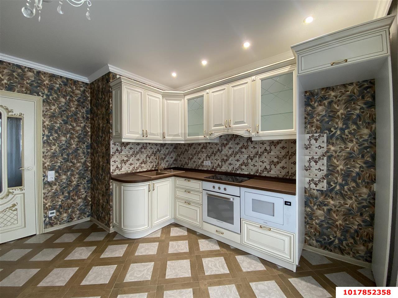 Фото №3: 2-комнатная квартира <span class="whitespace-nowrap">75 м²</span>, <span class="whitespace-nowrap">11/21 эт.</span> - Краснодар, Карасунский внутригородской округ, Пашковский, мкр. жилой комплекс Империал, ул. Бородинская, 137/1