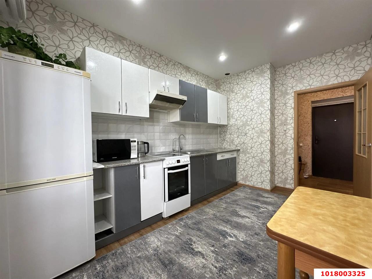 Фото №2: 1-комнатная квартира <span class="whitespace-nowrap">36 м²</span>, <span class="whitespace-nowrap">2/12 эт.</span> - Краснодар, Прикубанский внутригородской округ, мкр. ЖК Красная Площадь, ул. Конгрессная, 17