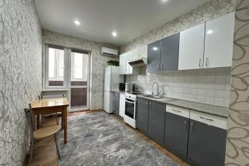 Фото №1: 1-комнатная квартира <span class="whitespace-nowrap">33 м²</span>, <span class="whitespace-nowrap">2/12 эт.</span> - Краснодар, мкр. ЖК Красная Площадь, ул. Конгрессная, 17