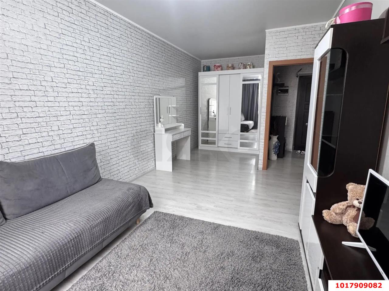 Фото №2: 1-комнатная квартира <span class="whitespace-nowrap">38 м²</span>, <span class="whitespace-nowrap">10/16 эт.</span> - Краснодар, Прикубанский внутригородской округ, ЖК Славянка, мкр. Славянский, ул. Заполярная, 39к2