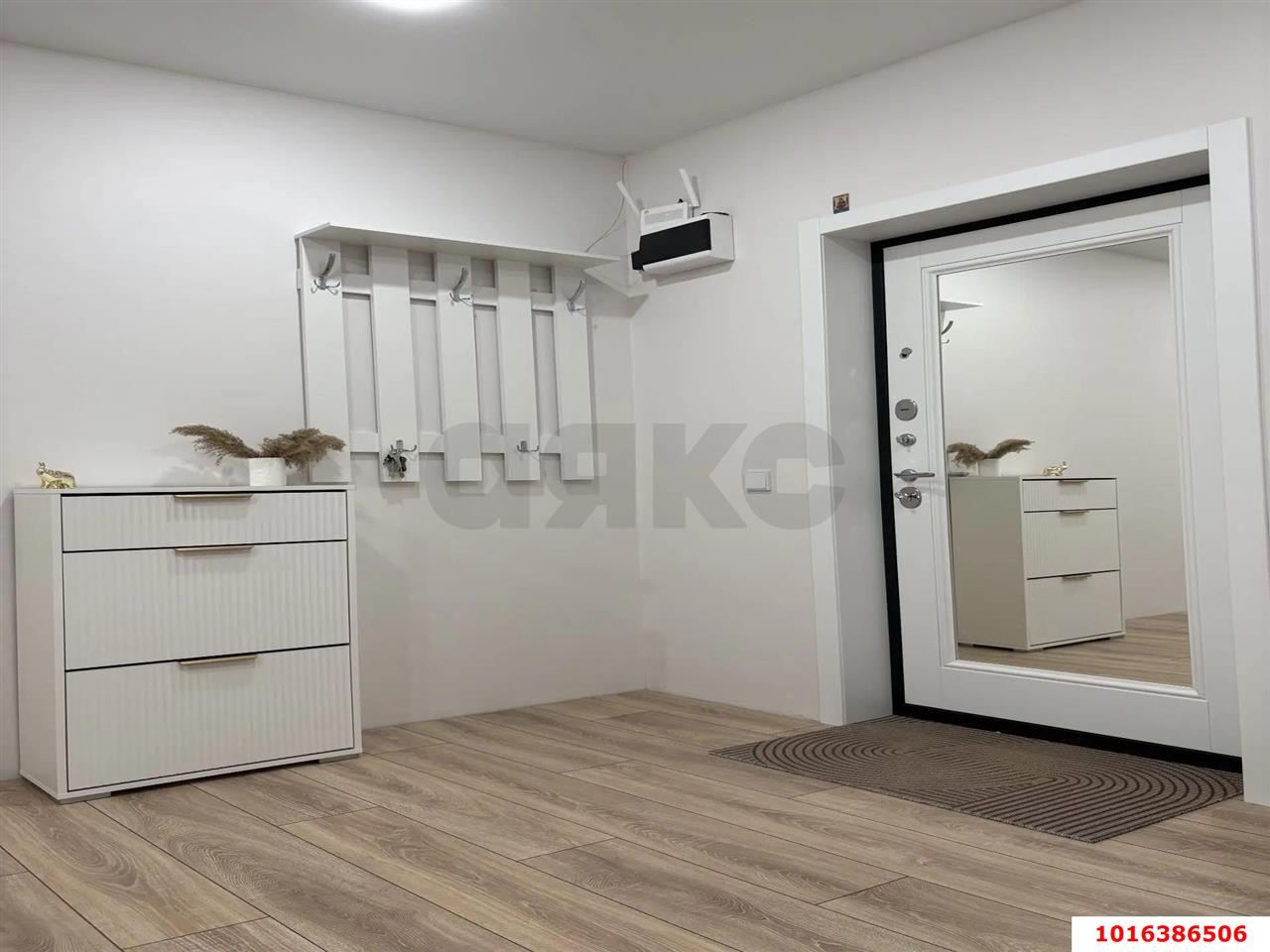 Фото №6: 3-комнатная квартира <span class="whitespace-nowrap">85 м²</span>, <span class="whitespace-nowrap">4/9 эт.</span> - Краснодар, Прикубанский внутригородской округ, мкр. жилой комплекс Лето, ул. имени Генерала Корнилова, 1к4