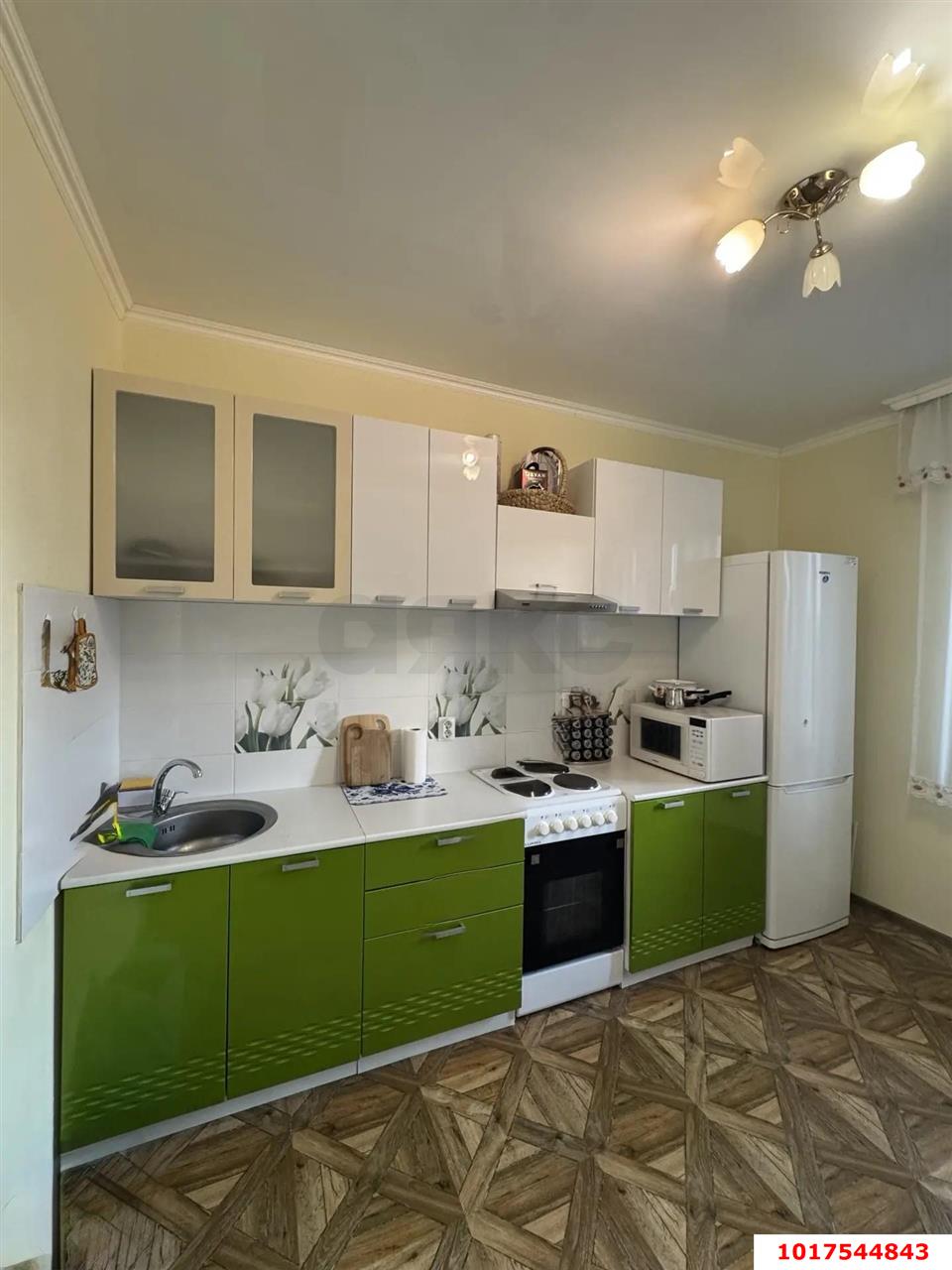 Фото №10: 1-комнатная квартира <span class="whitespace-nowrap">37 м²</span>, <span class="whitespace-nowrap">3/23 эт.</span> - Краснодар, Прикубанский внутригородской округ, мкр. Завод Измерительных Приборов, ул. Российская, 79
