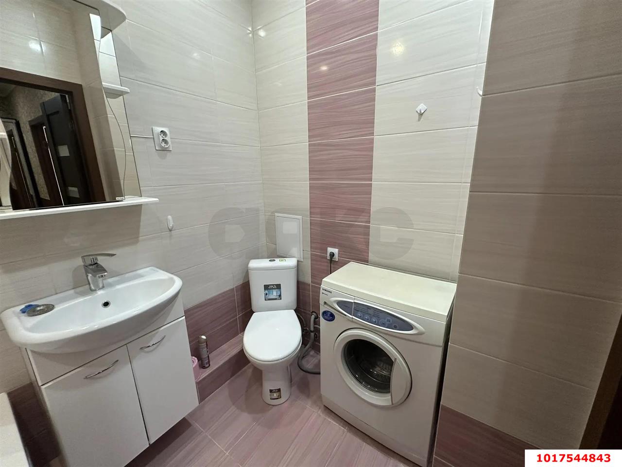 Фото №13: 1-комнатная квартира <span class="whitespace-nowrap">37 м²</span>, <span class="whitespace-nowrap">3/23 эт.</span> - Краснодар, Прикубанский внутригородской округ, мкр. Завод Измерительных Приборов, ул. Российская, 79