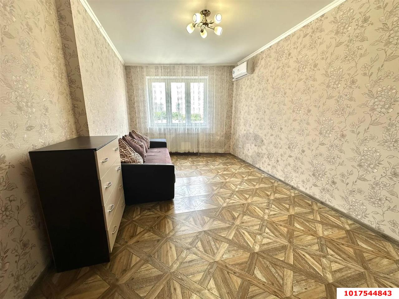 Фото №2: 1-комнатная квартира <span class="whitespace-nowrap">37 м²</span>, <span class="whitespace-nowrap">3/23 эт.</span> - Краснодар, Прикубанский внутригородской округ, мкр. Завод Измерительных Приборов, ул. Российская, 79