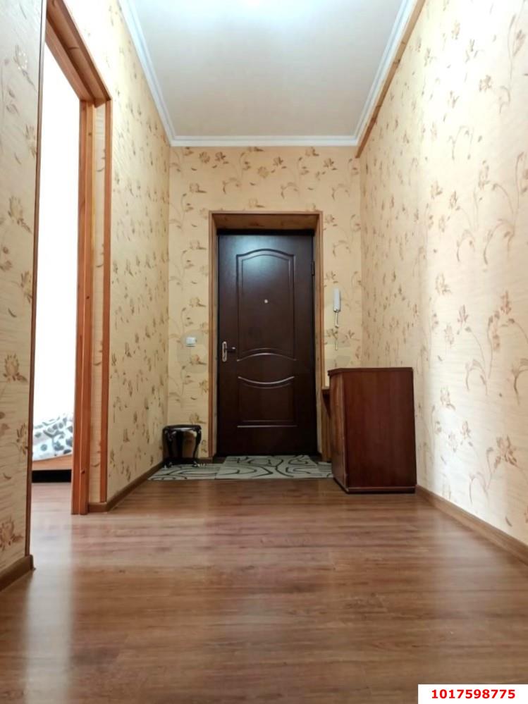 Фото №5: 1-комнатная квартира <span class="whitespace-nowrap">43 м²</span>, <span class="whitespace-nowrap">6/7 эт.</span> - Краснодар, Прикубанский внутригородской округ, мкр. Восточно-Кругликовский, ул. Черкасская, 115