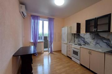 Фото №1: 2-комнатная квартира <span class="whitespace-nowrap">49 м²</span>, <span class="whitespace-nowrap">8/19 эт.</span> - Краснодар, мкр. жилой комплекс Трилогия, ул. имени Невкипелого, 24/2к2