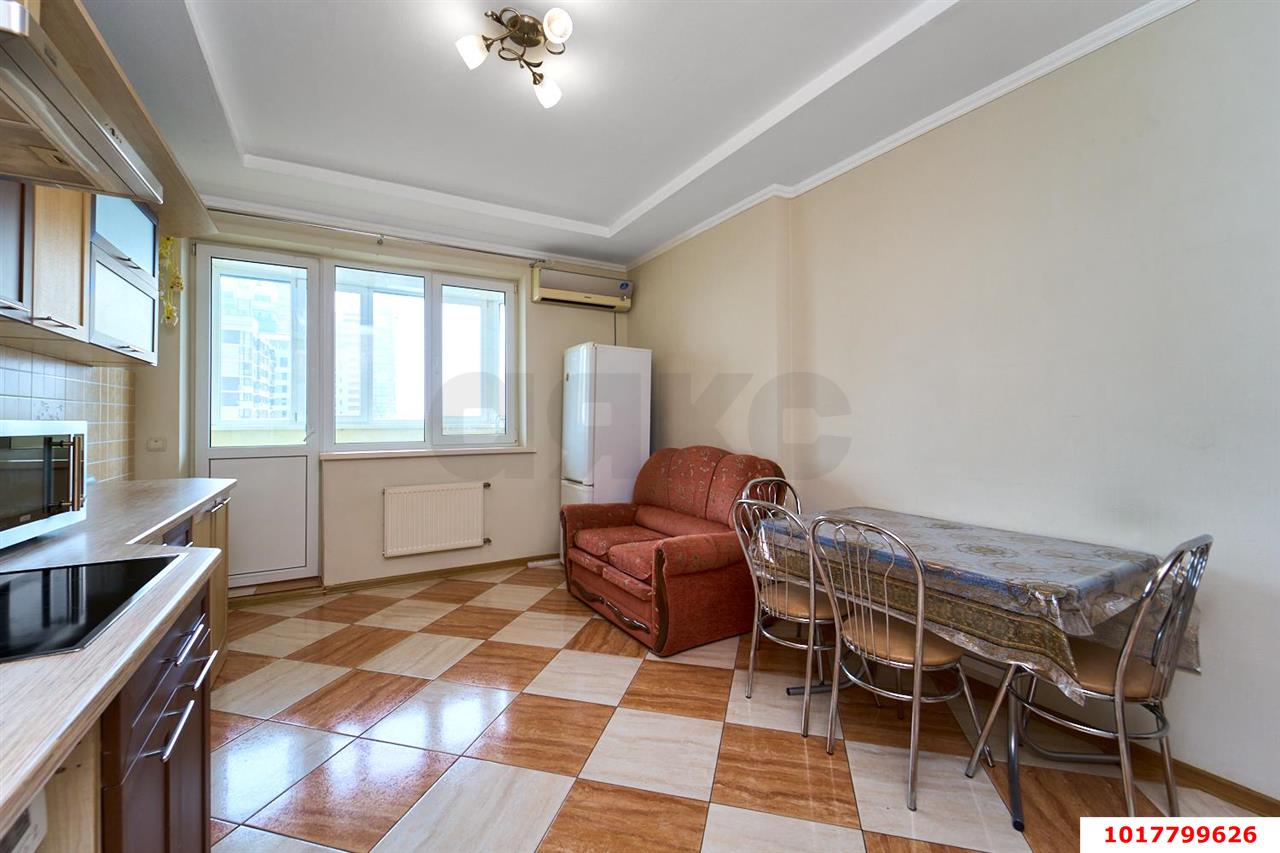 Фото №8: 2-комнатная квартира <span class="whitespace-nowrap">85 м²</span>, <span class="whitespace-nowrap">12/16 эт.</span> - Краснодар, Прикубанский внутригородской округ, мкр. Завод Измерительных Приборов, ул. Зиповская, 11