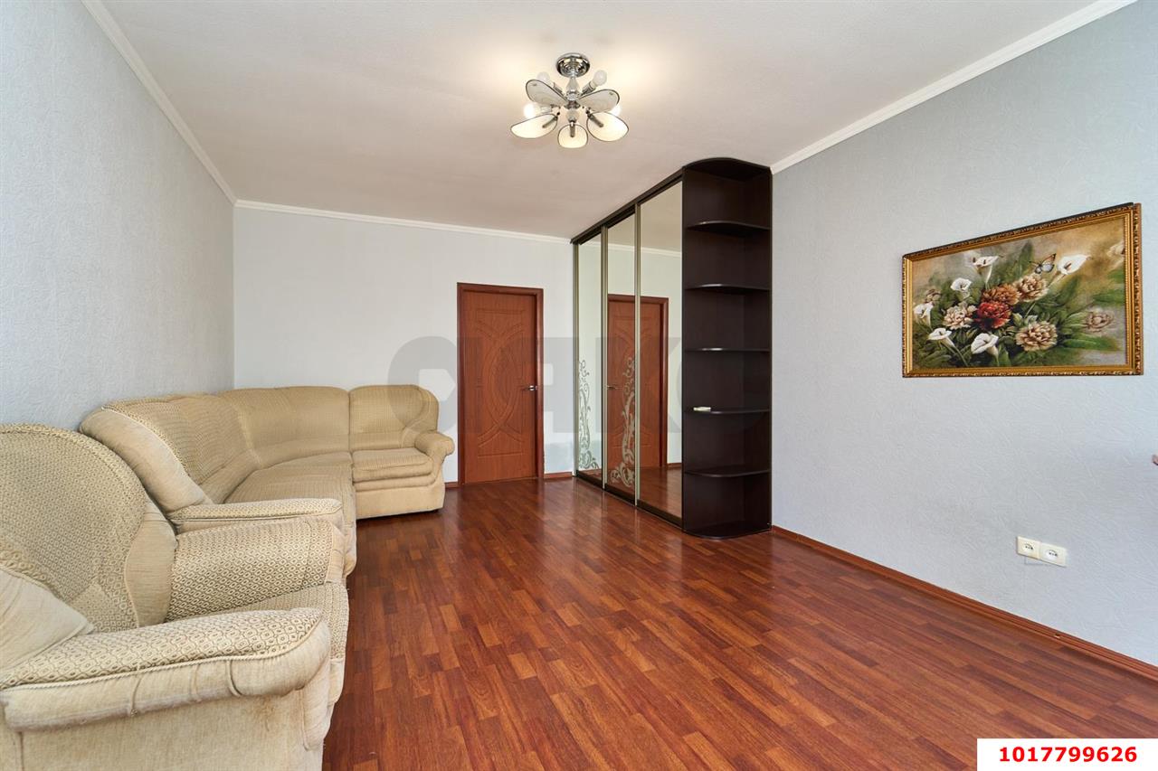 Фото №2: 2-комнатная квартира <span class="whitespace-nowrap">85 м²</span>, <span class="whitespace-nowrap">12/16 эт.</span> - Краснодар, Прикубанский внутригородской округ, мкр. Завод Измерительных Приборов, ул. Зиповская, 11