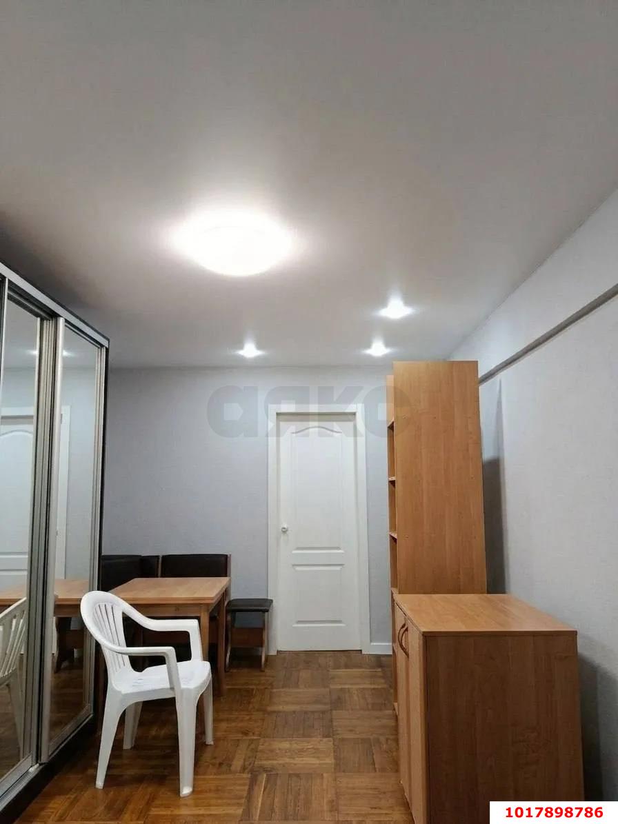 Фото №5: 2-комнатная квартира <span class="whitespace-nowrap">45 м²</span>, <span class="whitespace-nowrap">1/5 эт.</span> - Краснодар, Прикубанский внутригородской округ, мкр. Завод Измерительных Приборов, ул. Московская, 60