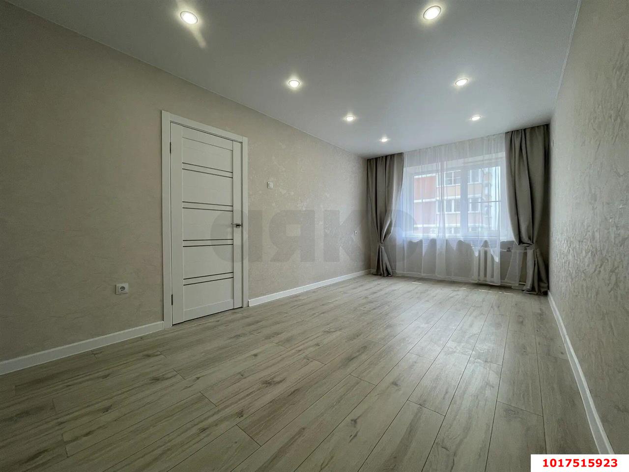 Фото №4: 1-комнатная квартира <span class="whitespace-nowrap">40 м²</span>, <span class="whitespace-nowrap">9/10 эт.</span> - Краснодар, Прикубанский внутригородской округ, Круглик, мкр. Школьный, ул. Школьная, 13/2