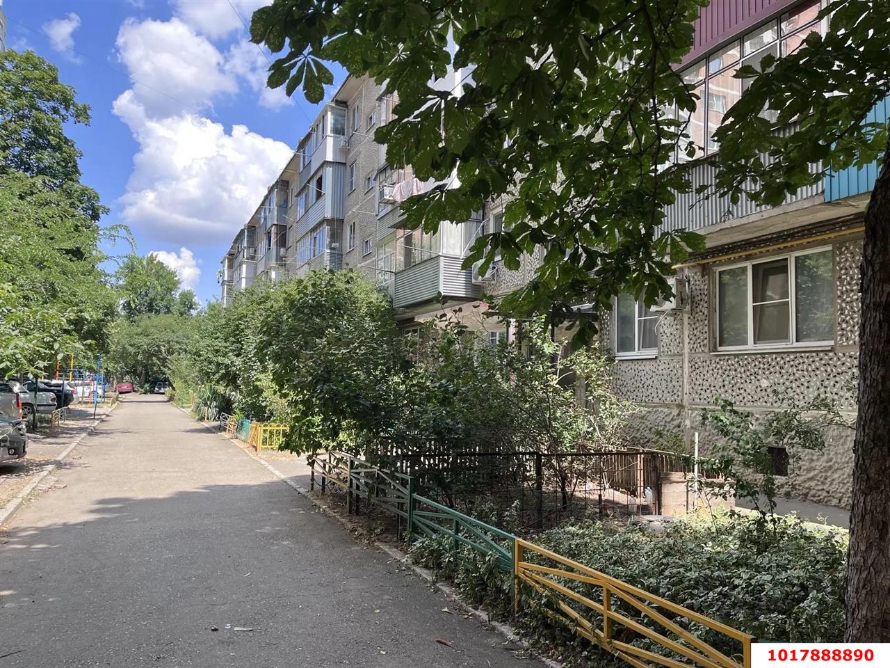 Фото №20: 3-комнатная квартира <span class="whitespace-nowrap">61 м²</span>, <span class="whitespace-nowrap">2/5 эт.</span> - Краснодар, Центральный внутригородской округ, мкр. Центральный, ул. Леваневского, 191