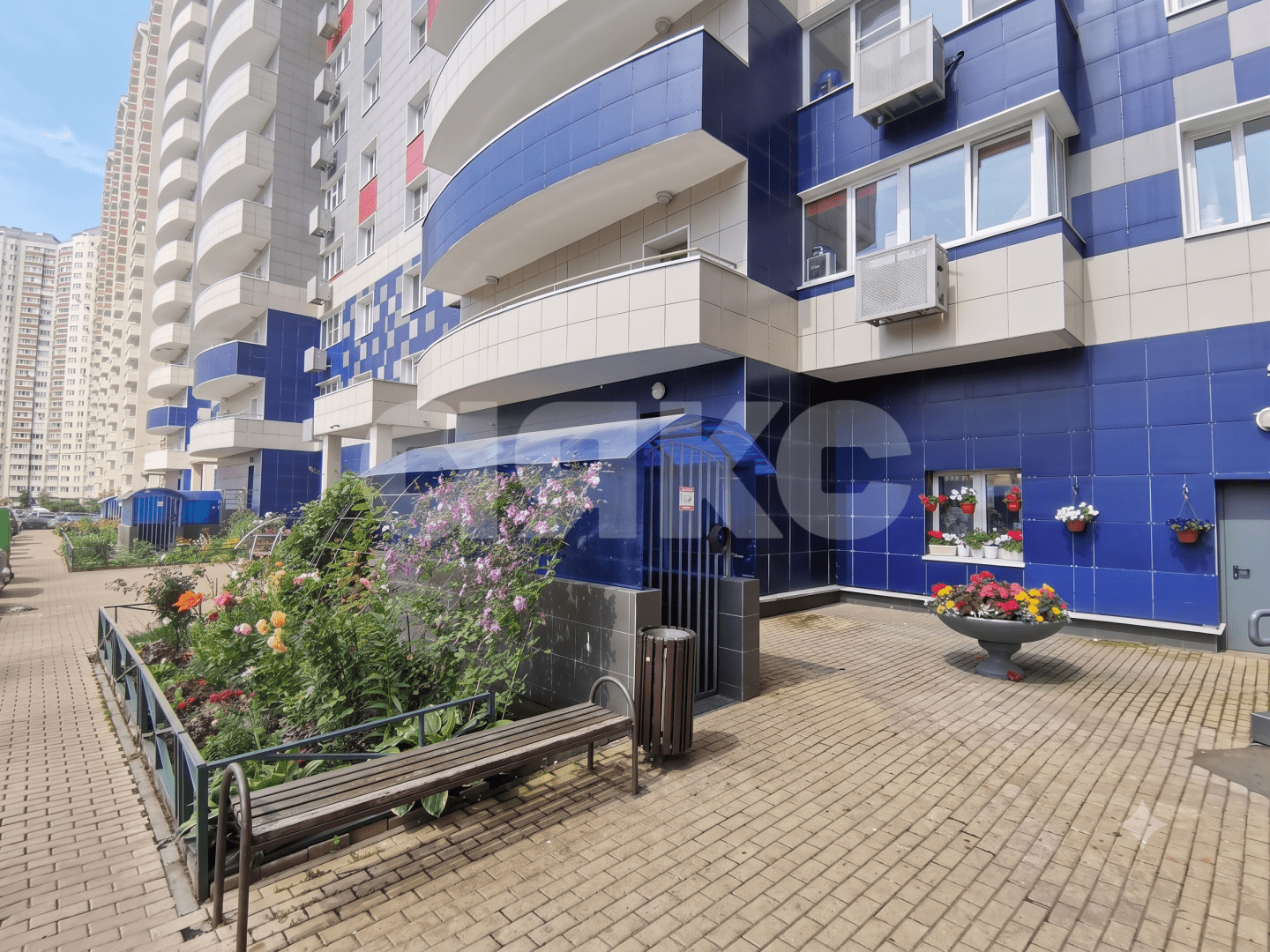 Фото №27: 1-комнатная квартира <span class="whitespace-nowrap">50 м²</span>, <span class="whitespace-nowrap">25/25 эт.</span> - Путилково, мкр. жилой комплекс Путилково, б-р Спасо-Тушинский, 2