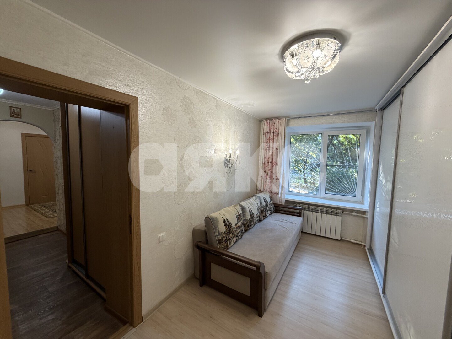 Фото №8: 3-комнатная квартира <span class="whitespace-nowrap">50 м²</span>, <span class="whitespace-nowrap">1/5 эт.</span> - Армавир, мкр. Линии, ул. 11-я Линия, 1