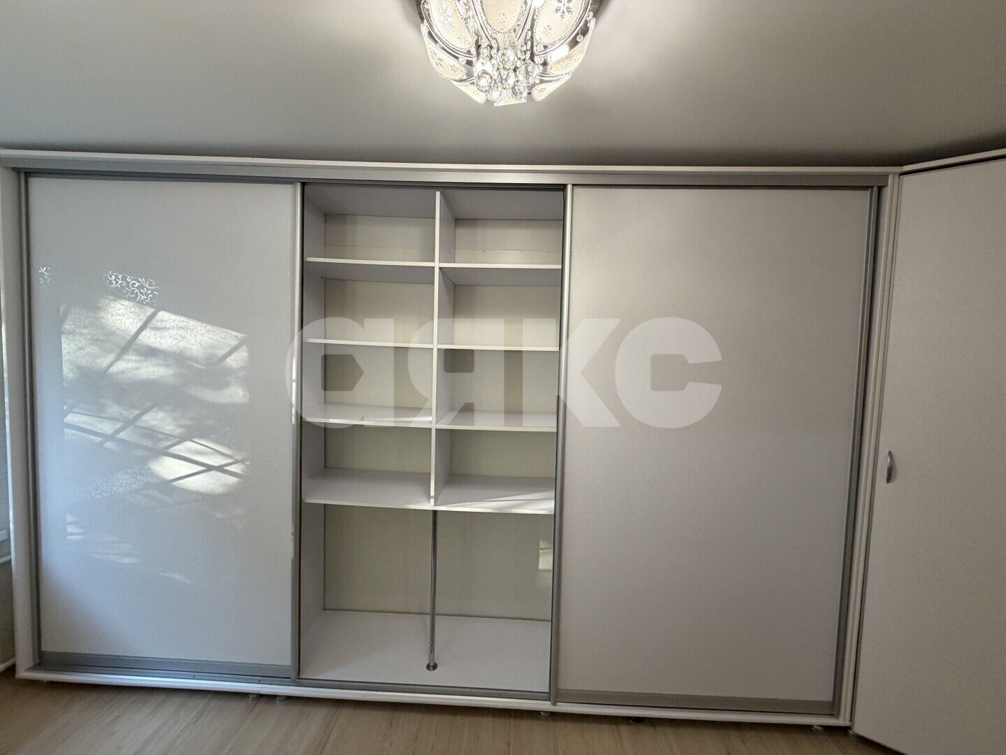 Фото №10: 3-комнатная квартира <span class="whitespace-nowrap">50 м²</span>, <span class="whitespace-nowrap">1/5 эт.</span> - Армавир, мкр. Линии, ул. 11-я Линия, 1