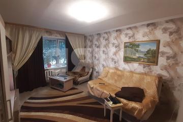 Фото №1: 2-комнатная квартира <span class="whitespace-nowrap">50 м²</span>, <span class="whitespace-nowrap">1/5 эт.</span> - Горячий Ключ, мкр. Администрация, ул. Ленина, 217