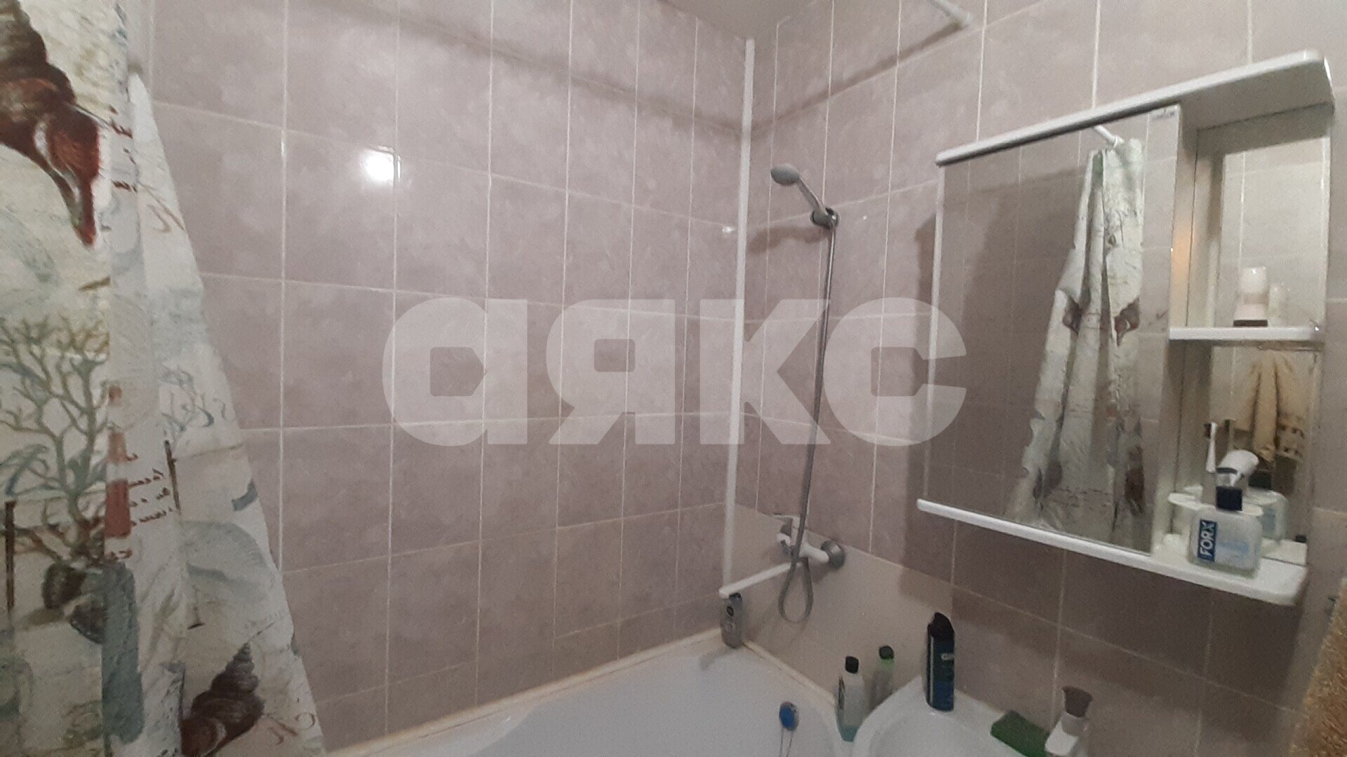 Фото №10: 2-комнатная квартира <span class="whitespace-nowrap">50 м²</span>, <span class="whitespace-nowrap">1/5 эт.</span> - Горячий Ключ, мкр. Администрация, ул. Ленина, 217