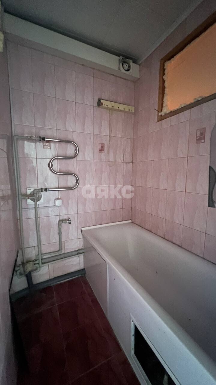 Фото №11: 2-комнатная квартира <span class="whitespace-nowrap">44 м²</span>, <span class="whitespace-nowrap">1/9 эт.</span> - Мариуполь, Левобережный, мкр. Азовский, ул. Горловская, 4