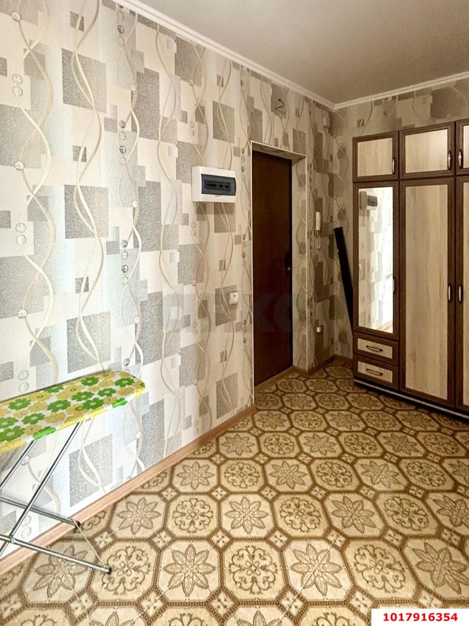 Фото №8: 1-комнатная квартира <span class="whitespace-nowrap">43 м²</span>, <span class="whitespace-nowrap">7/12 эт.</span> - Краснодар, Прикубанский внутригородской округ, Калинино, Завод Радиоизмерительных Приборов, мкр. ЖК Акварели-2, ул. Тепличная, 62/1к6