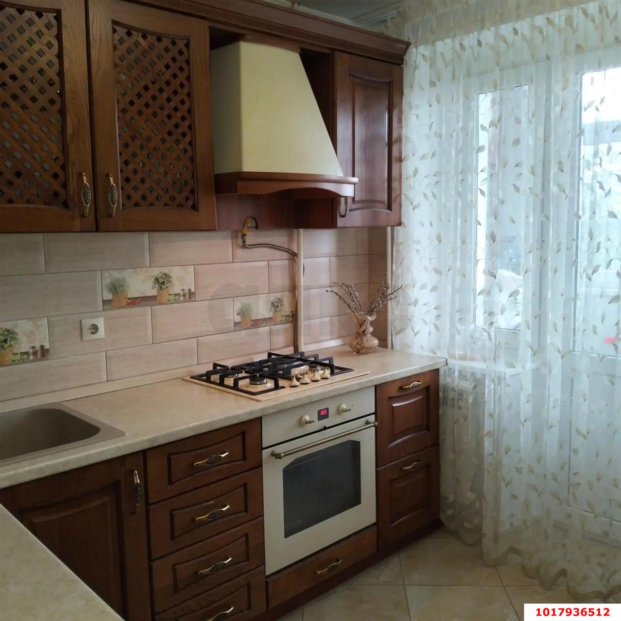Фото №4: 1-комнатная квартира <span class="whitespace-nowrap">40 м²</span>, <span class="whitespace-nowrap">7/9 эт.</span> - Краснодар, Центральный внутригородской округ, мкр. Дубинка, ул. Ставропольская, 80