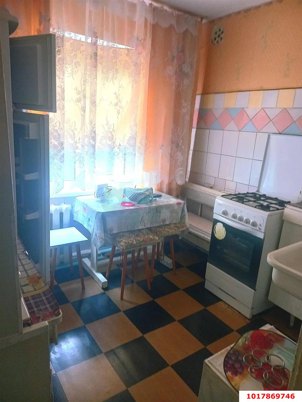 Фото №1: 2-комнатная квартира <span class="whitespace-nowrap">44 м²</span>, <span class="whitespace-nowrap">5/5 эт.</span> - Краснодар, Карасунский внутригородской округ, мкр. Черёмушки, ул. Ставропольская, 125/4