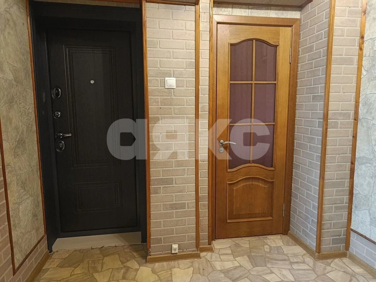 Фото №4: 2-комнатная квартира <span class="whitespace-nowrap">49 м²</span>, <span class="whitespace-nowrap">5/5 эт.</span> - Горячий Ключ, мкр. Администрация, ул. Ленина, 217