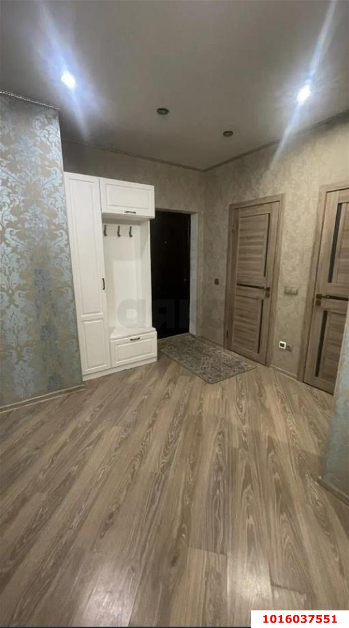 Фото №9: 2-комнатная квартира <span class="whitespace-nowrap">55 м²</span>, <span class="whitespace-nowrap">4/25 эт.</span> - Краснодар, Прикубанский внутригородской округ, Завод Измерительных Приборов, мкр. ЖК Москва, ул. Российская, 79/3к2