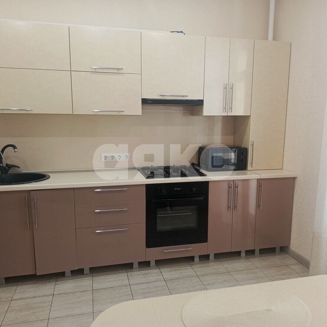 Фото №8: 1-комнатная квартира <span class="whitespace-nowrap">43 м²</span>, <span class="whitespace-nowrap">3/9 эт.</span> - Геленджик, мкр. Южный, ул. Прасковеевская, 21