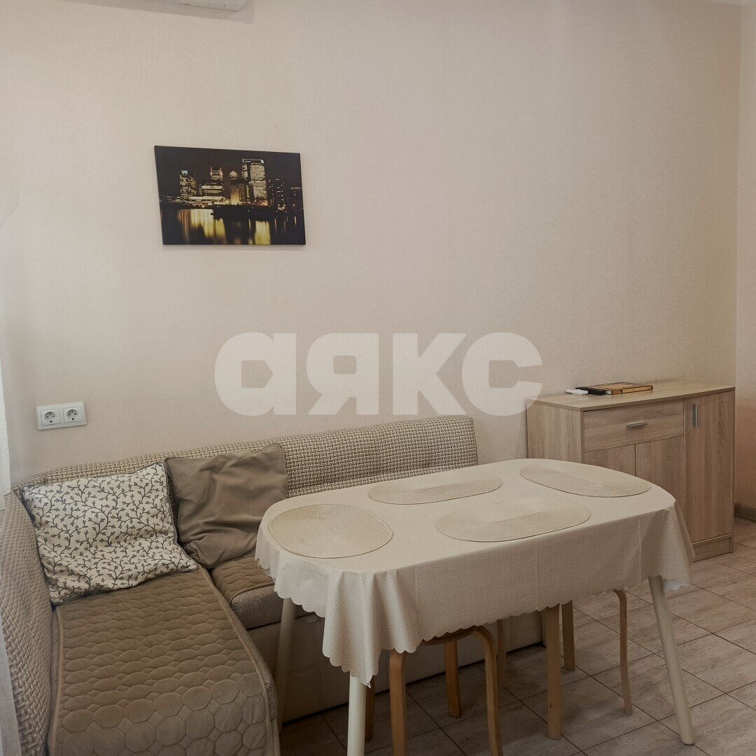 Фото №5: 1-комнатная квартира <span class="whitespace-nowrap">43 м²</span>, <span class="whitespace-nowrap">3/9 эт.</span> - Геленджик, мкр. Южный, ул. Прасковеевская, 21