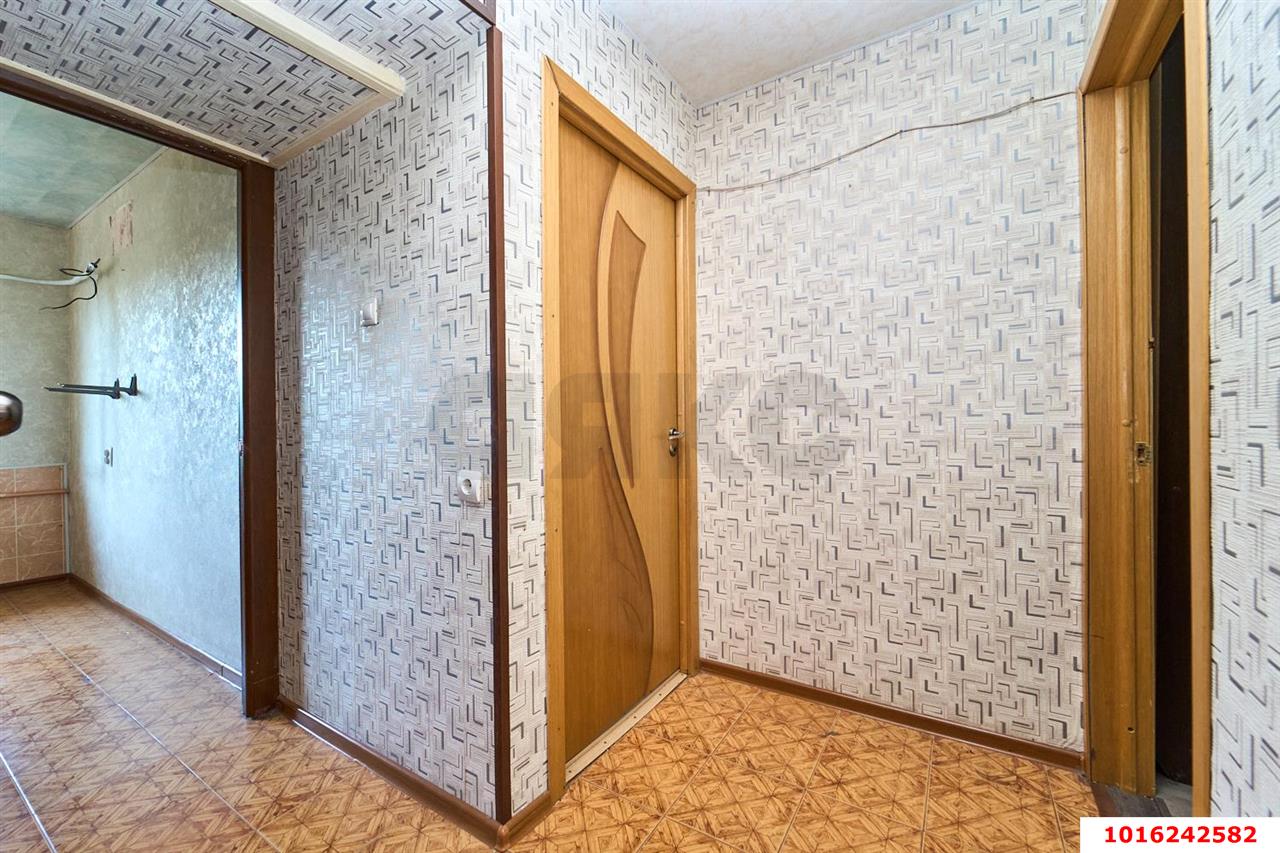Фото №12: 2-комнатная квартира <span class="whitespace-nowrap">51 м²</span>, <span class="whitespace-nowrap">5/5 эт.</span> - Краснодар, Карасунский внутригородской округ, мкр. Гидростроителей, ул. Гидростроителей, 12