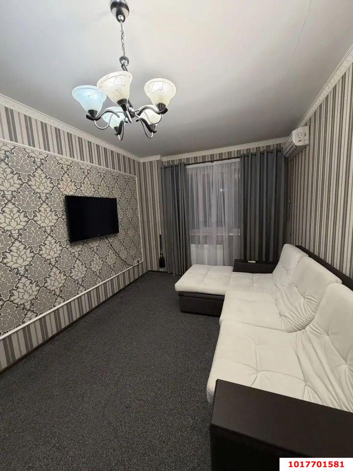 Фото №2: 1-комнатная квартира <span class="whitespace-nowrap">37 м²</span>, <span class="whitespace-nowrap">3/5 эт.</span> - Краснодар, Прикубанский внутригородской округ, мкр. Круглик, ул. Черниговская, 8