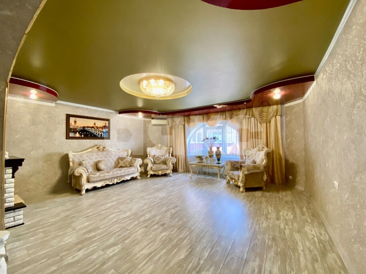 Фото №3: 4-комнатная квартира <span class="whitespace-nowrap">200 м²</span>, <span class="whitespace-nowrap">9/9 эт.</span> - Анапа, мкр. 3Б, ул. Ленина, 213