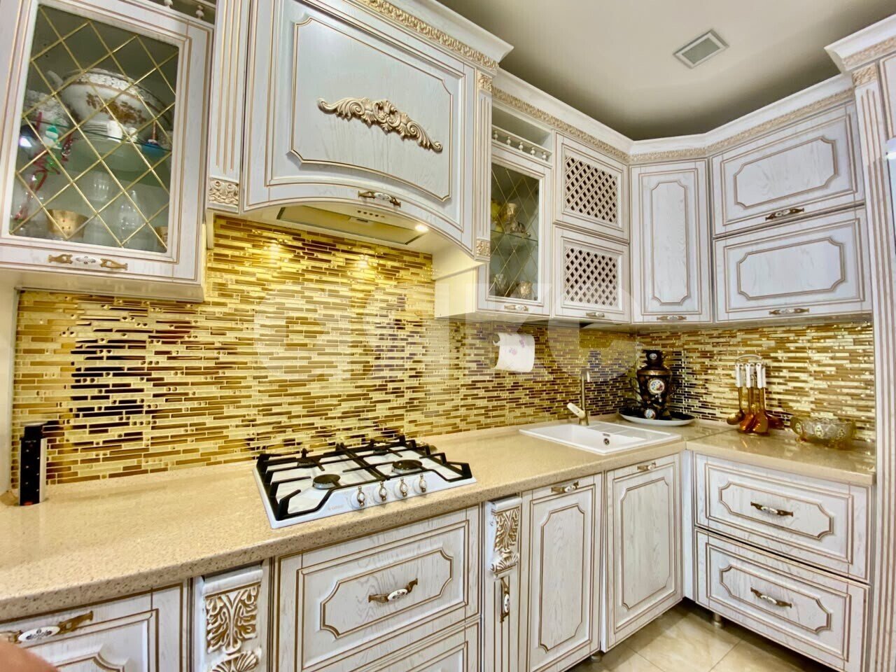 Фото №5: 4-комнатная квартира <span class="whitespace-nowrap">200 м²</span>, <span class="whitespace-nowrap">9/9 эт.</span> - Анапа, мкр. 3Б, ул. Ленина, 213