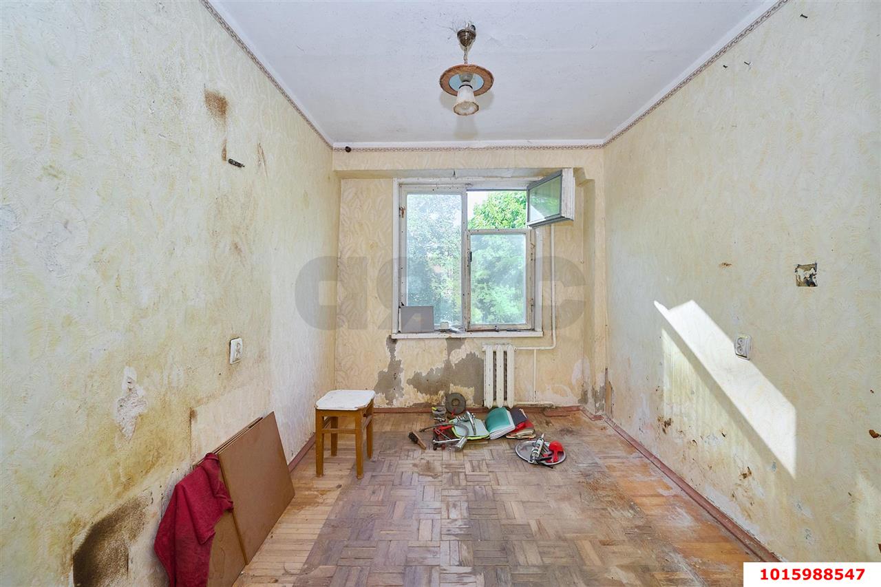 Фото №6: 3-комнатная квартира <span class="whitespace-nowrap">50 м²</span>, <span class="whitespace-nowrap">3/5 эт.</span> - Краснодар, Прикубанский внутригородской округ, мкр. Фестивальный, ул. Атарбекова, 21