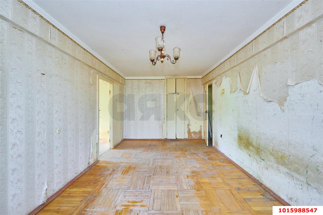 Фото №5: 3-комнатная квартира <span class="whitespace-nowrap">50 м²</span>, <span class="whitespace-nowrap">3/5 эт.</span> - Краснодар, Прикубанский внутригородской округ, мкр. Фестивальный, ул. Атарбекова, 21